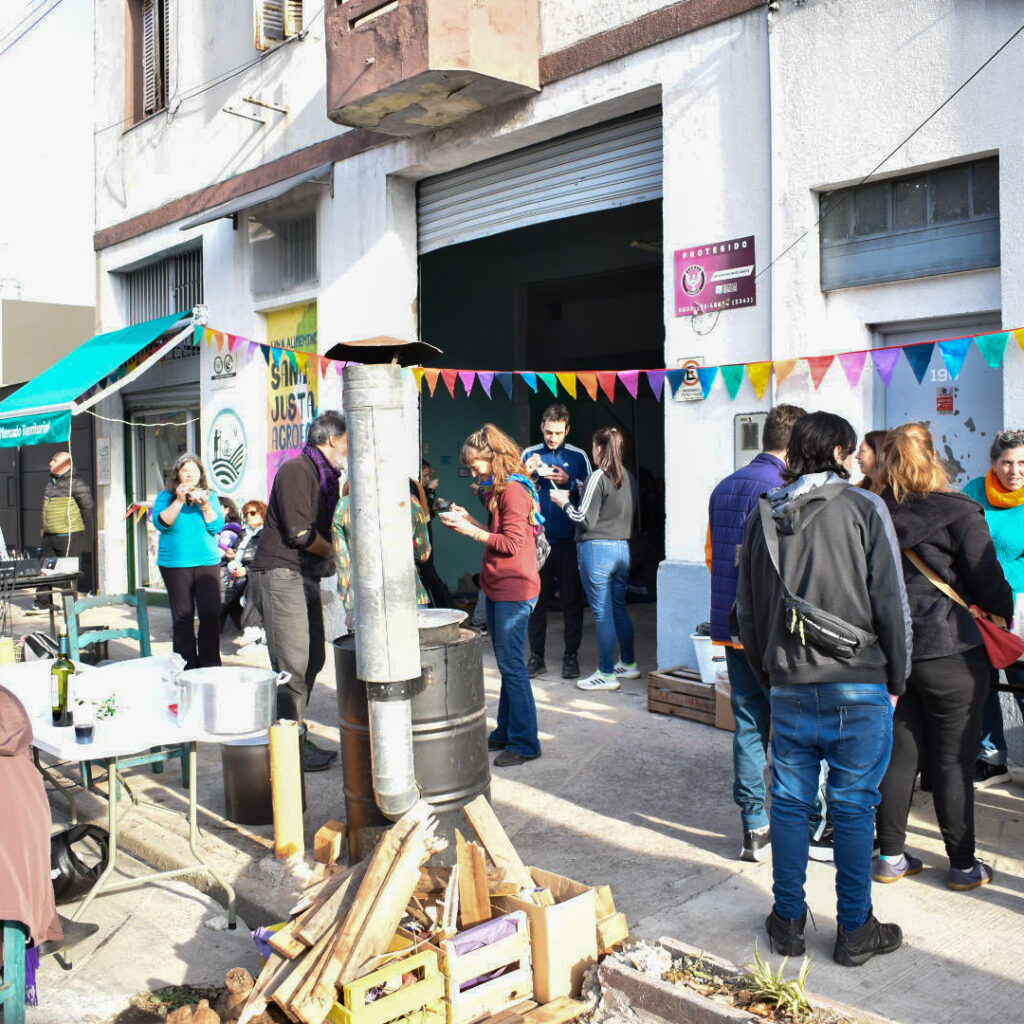 Nuevo local ¡Así inauguramos Mercado Territorial en Piñeyro! 2 Nuevo local ¡Así inauguramos Mercado Territorial en Piñeyro! 2